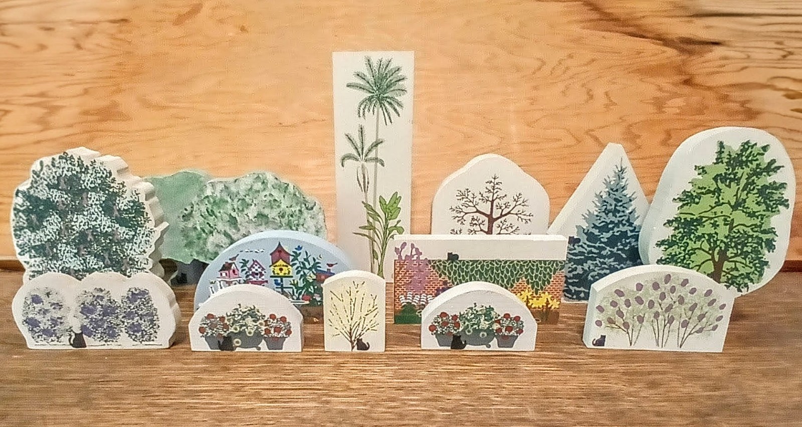 The Cats Meow Village Faline Shelf Sitter 14 pc Trees Plants Accessories Lot