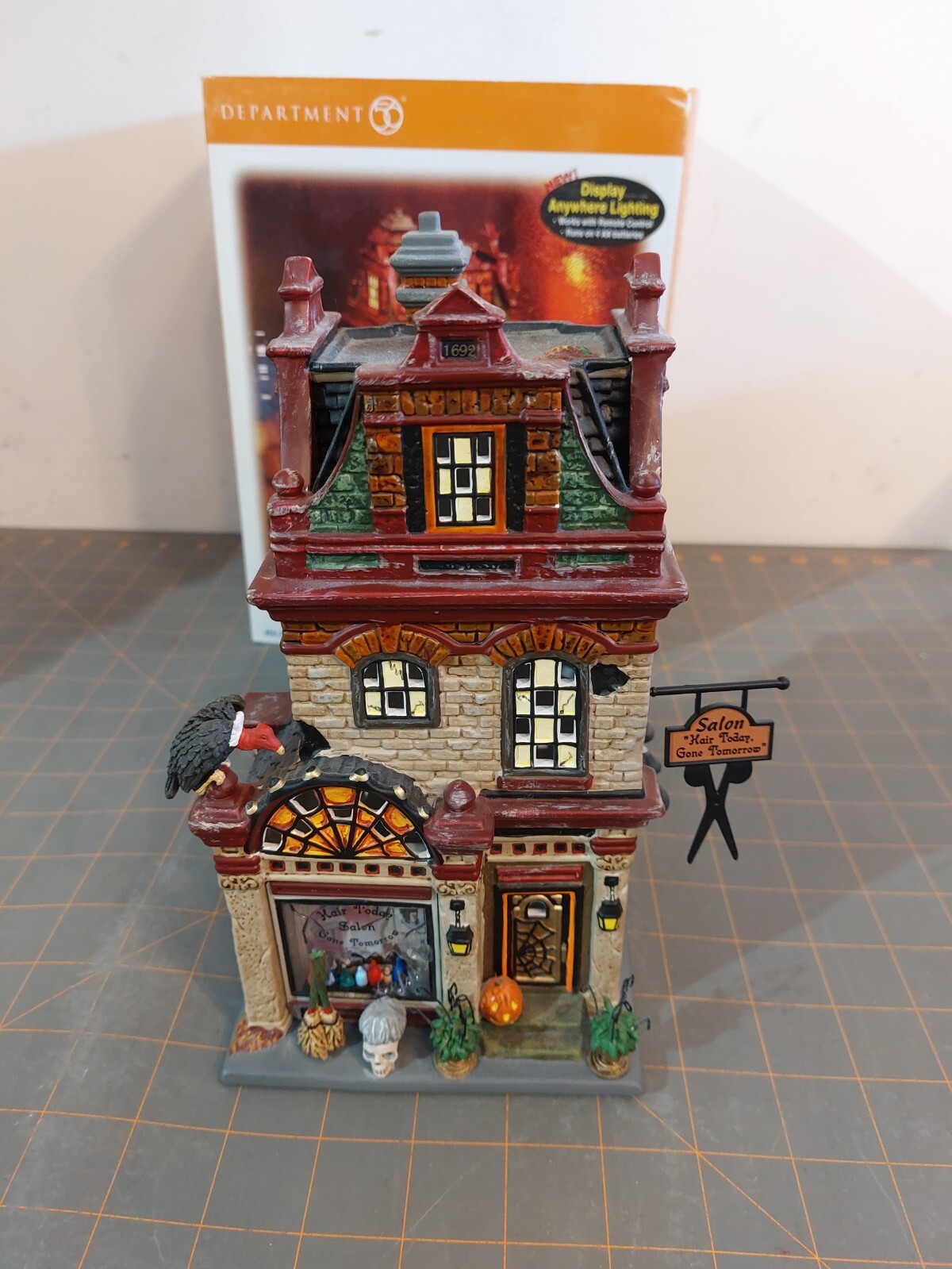 Dept 56 Halloween Village – Hair Today, Gone Tomorrow Salon – #56.54603