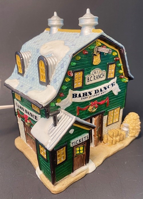 Lemax Barn Dance BC Ranch #05489 Harvest Crossing Christmas Village READ DESCRIP