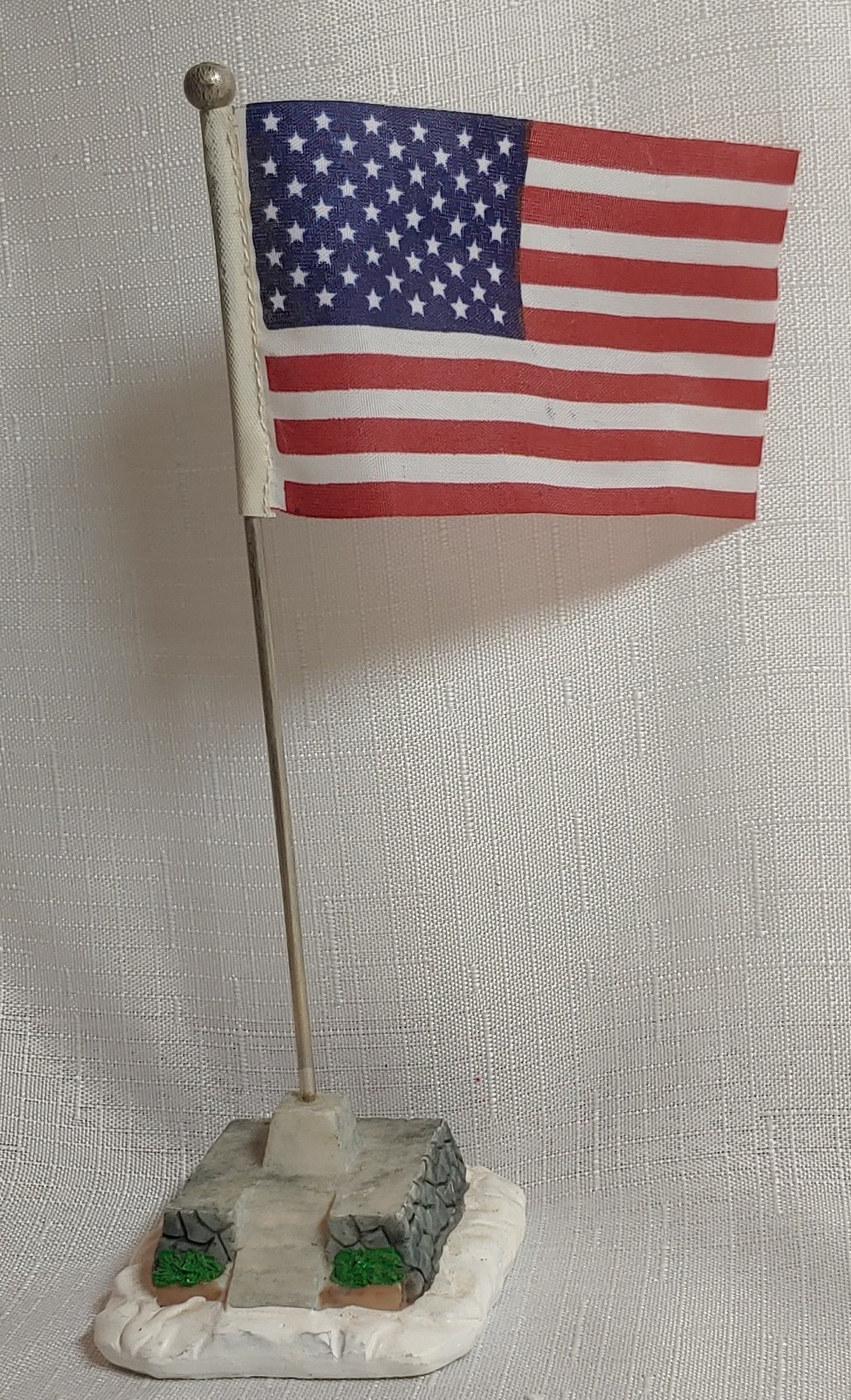 Lemax “American Flag Pole” #64150A