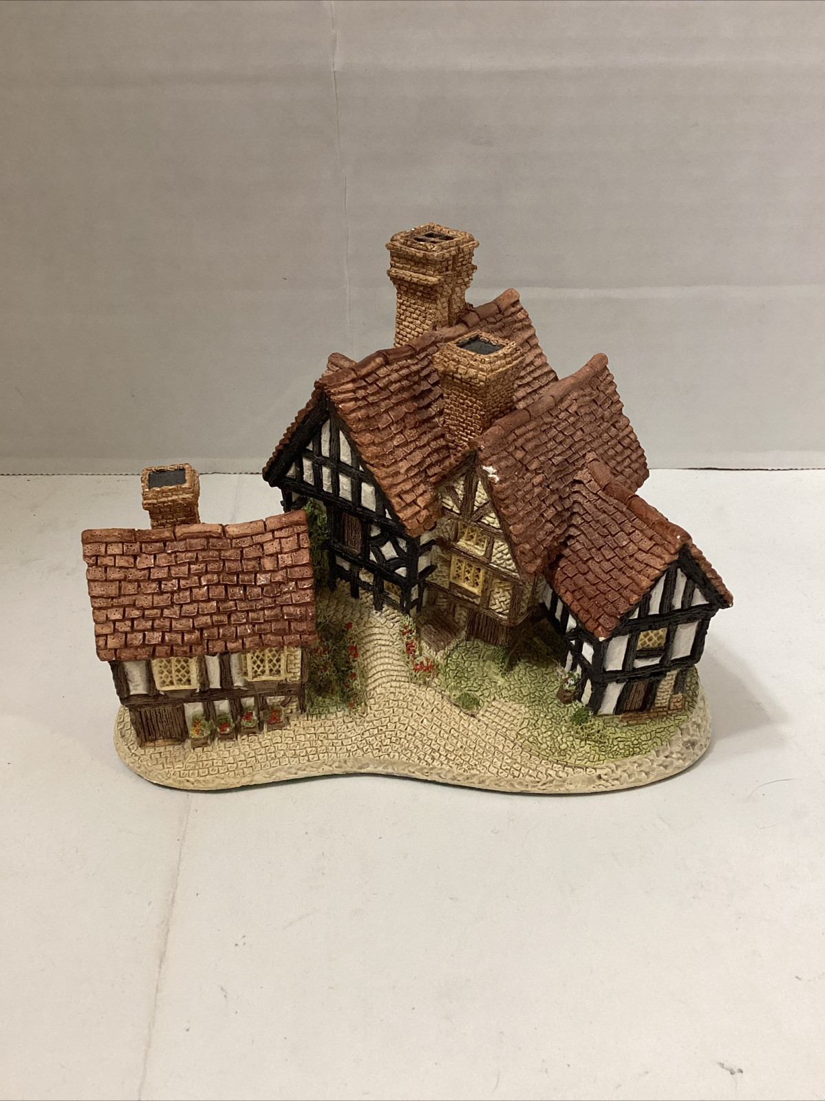 Vtg Early White Label David Winter Cottages “Stratford House” English Village