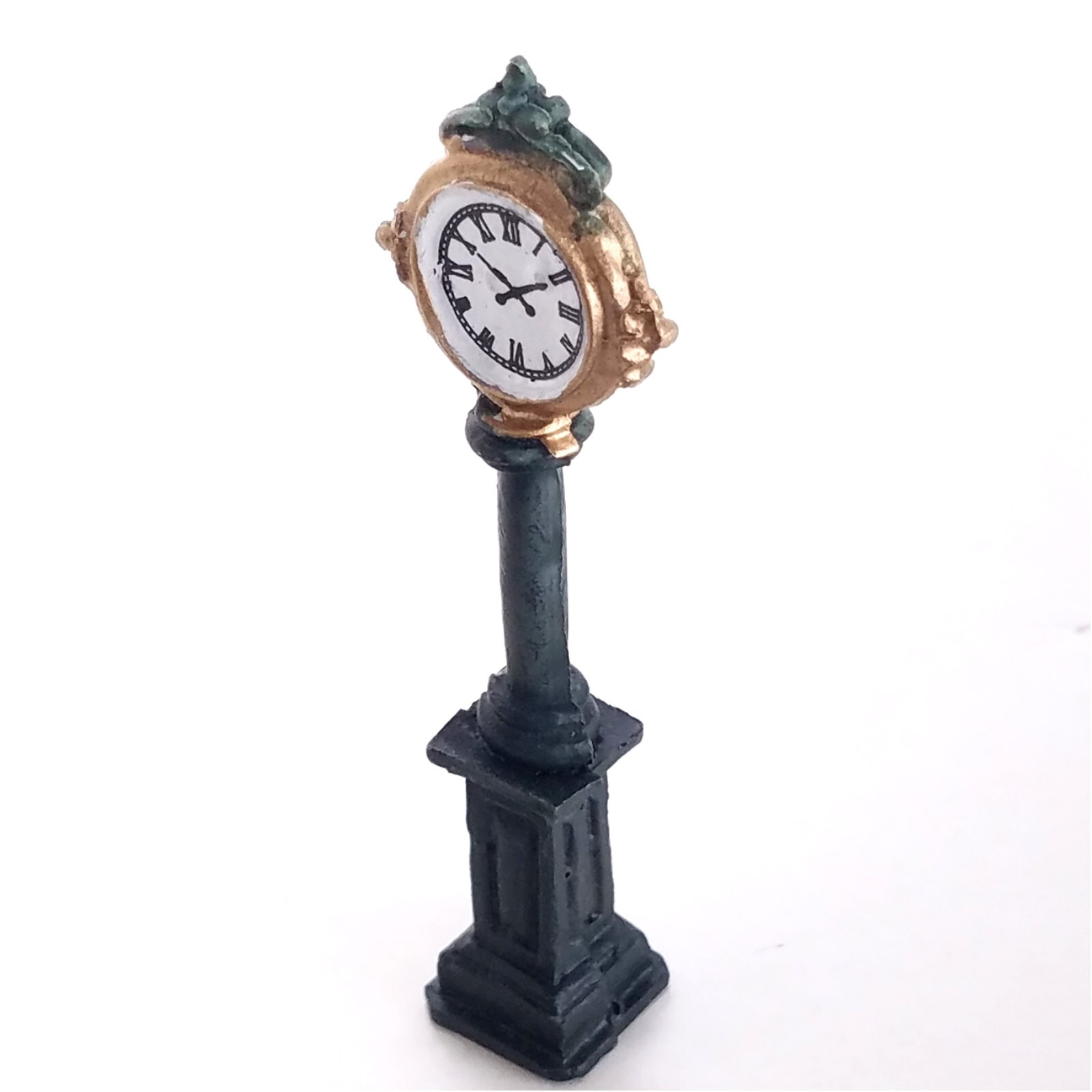 Gold Street Post Clock Four Sided Free Standing Holidays Seasons Town Center