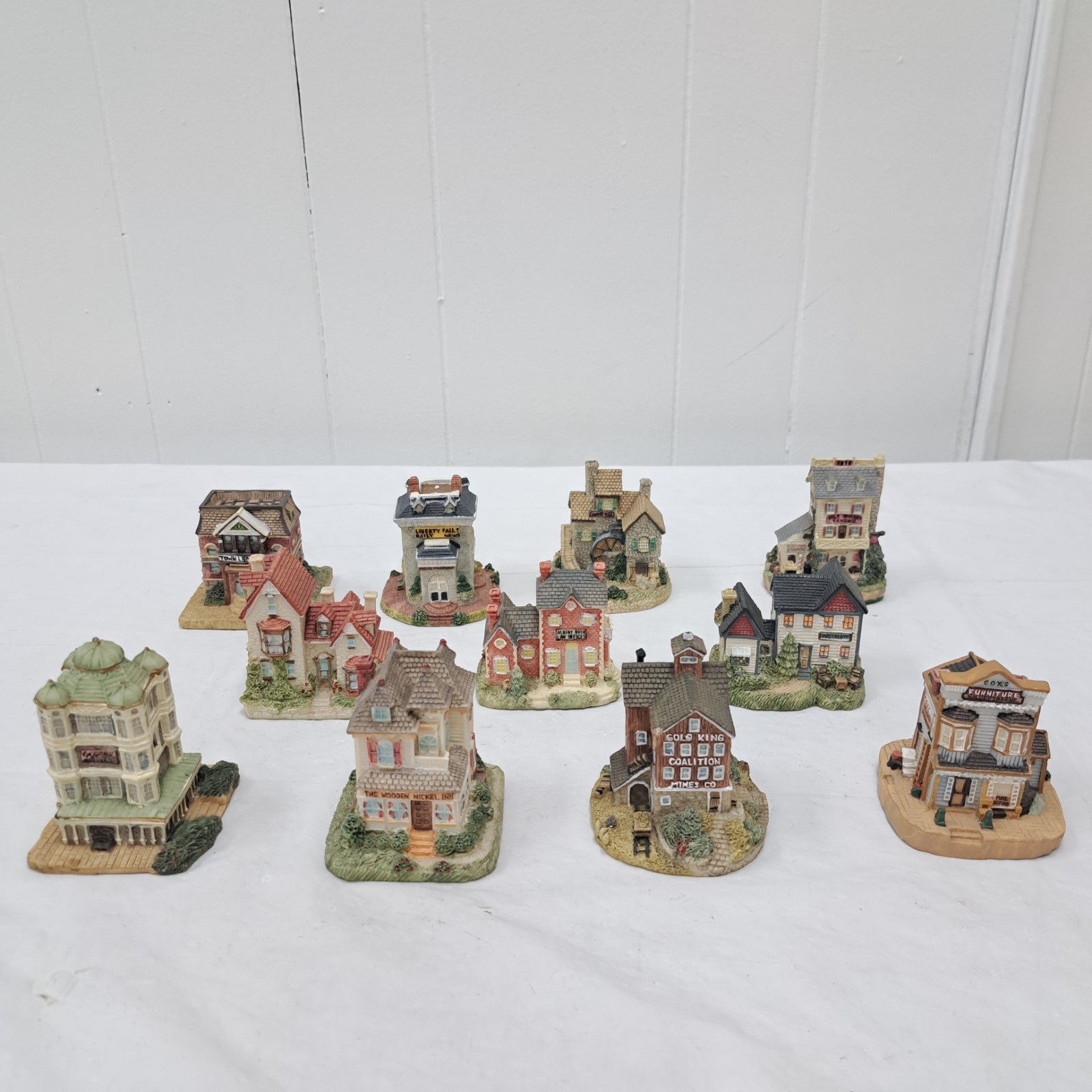 International Resourcing Services Inc. Lot Of 11 Miniature Village Buildings