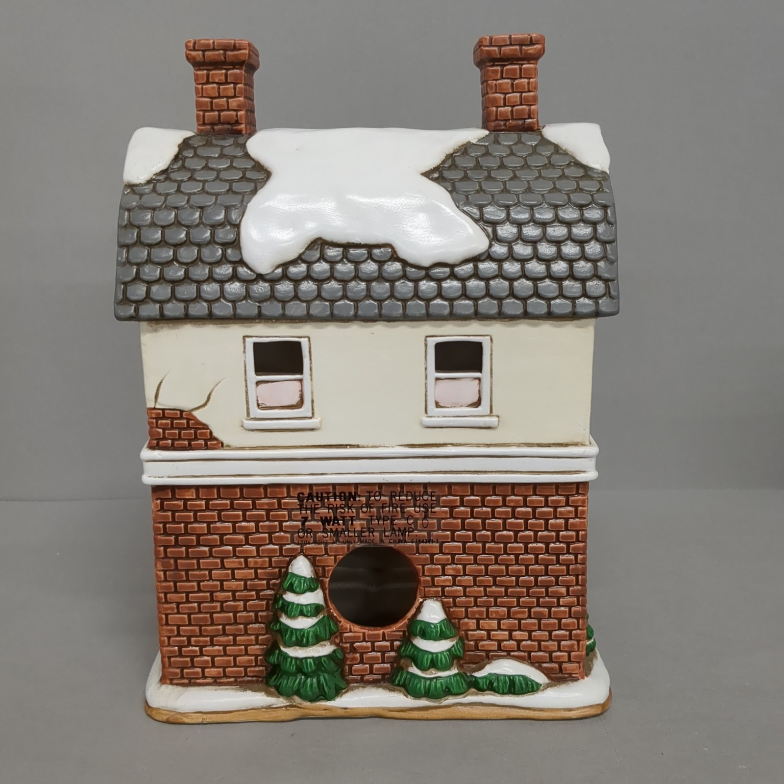 Lefton Colonial Village – Antiquities and Curiosities Vtg. 1992 Christmas FLAW