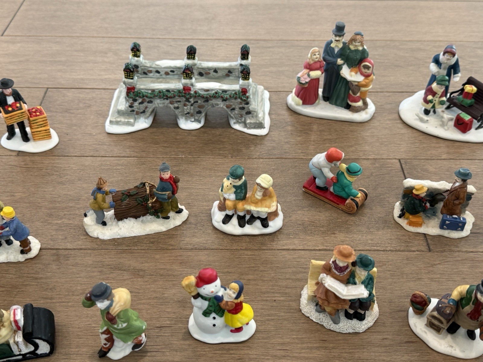 Vintage LEMAX Dept 56 House of Lloyd Figurines Christmas Village Figures Mix Lot
