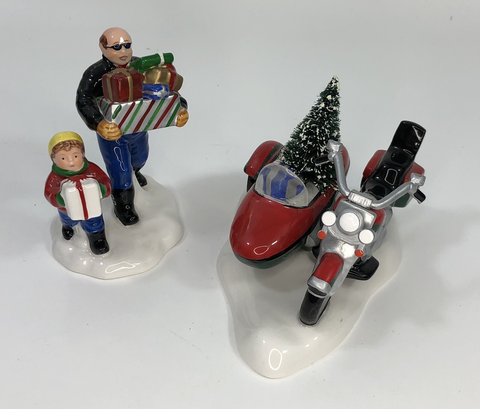 “A Harley – Davidson Holiday” Department 56 Snow Village #54898 ~ EXCELLENT!