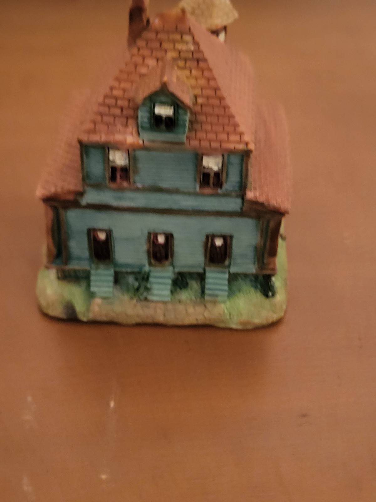 Vintage Christmas Village Houses from K’s Collection 4 inch resin