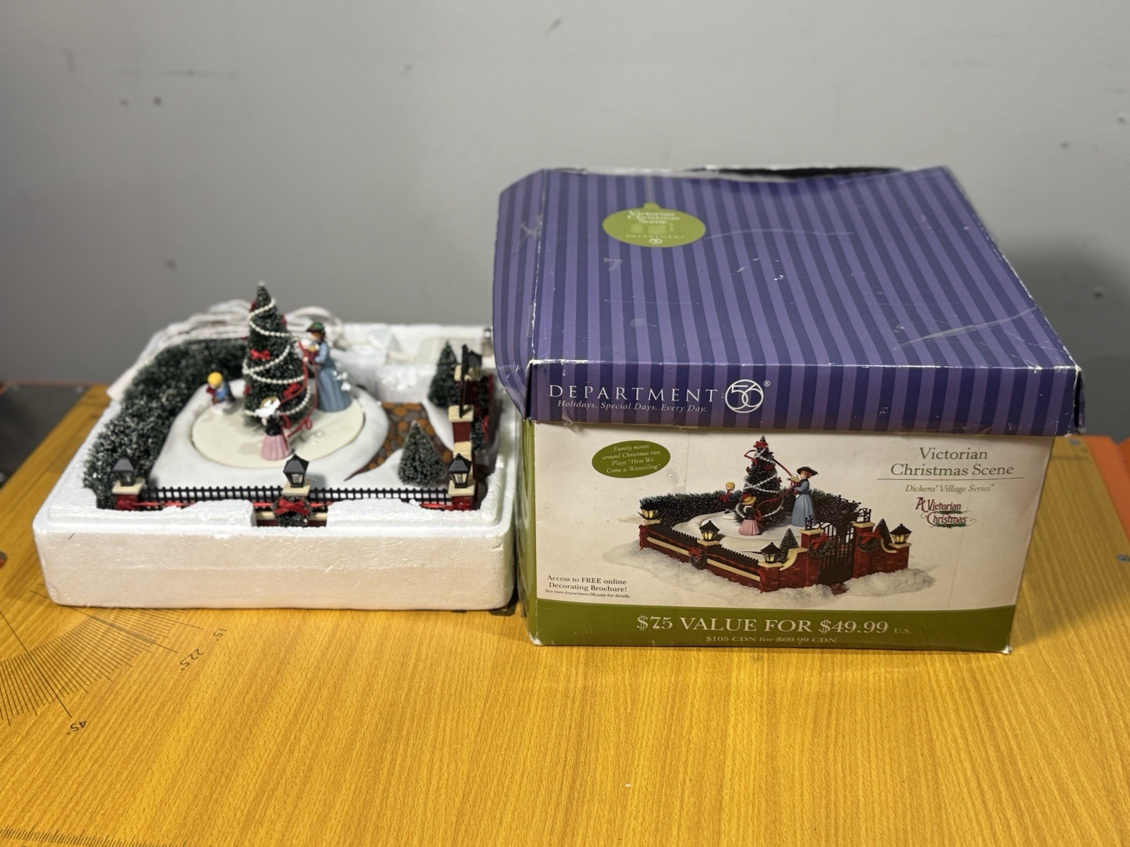 Department 56 Victorian Christmas Scene Musical Boxed – A Victorian Christmas