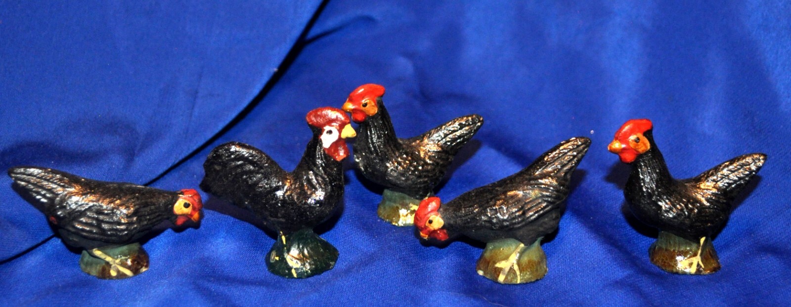 LOT OF 5 VTG ELASTOLIN CHICKENS XMAS PUTZ FARM SCENE