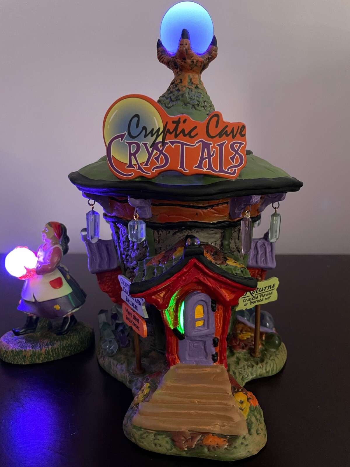 Dept 56 Halloween Cryptic Cave Crystals sold w/ Cave Mystic, NIB Lit Collectible