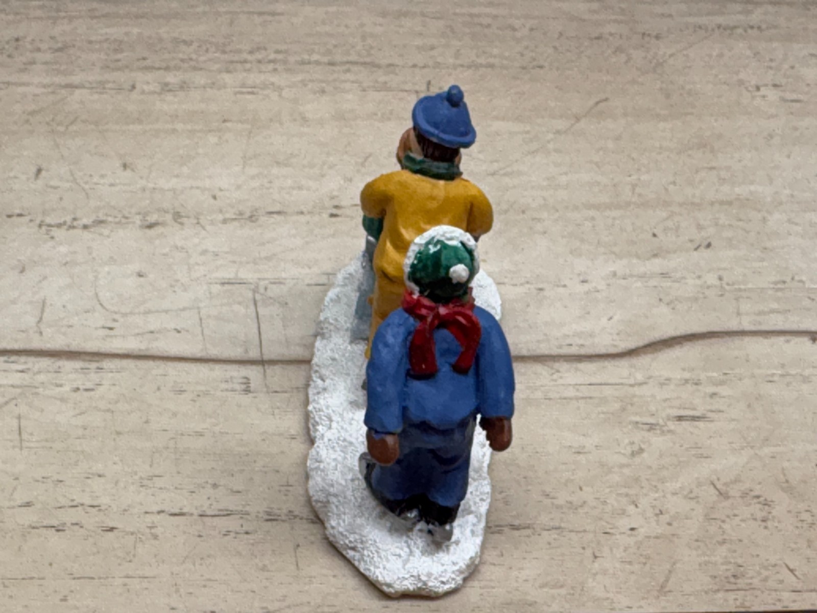 Set Of 3 Christmas Village Ceramic Figurines People And Arch