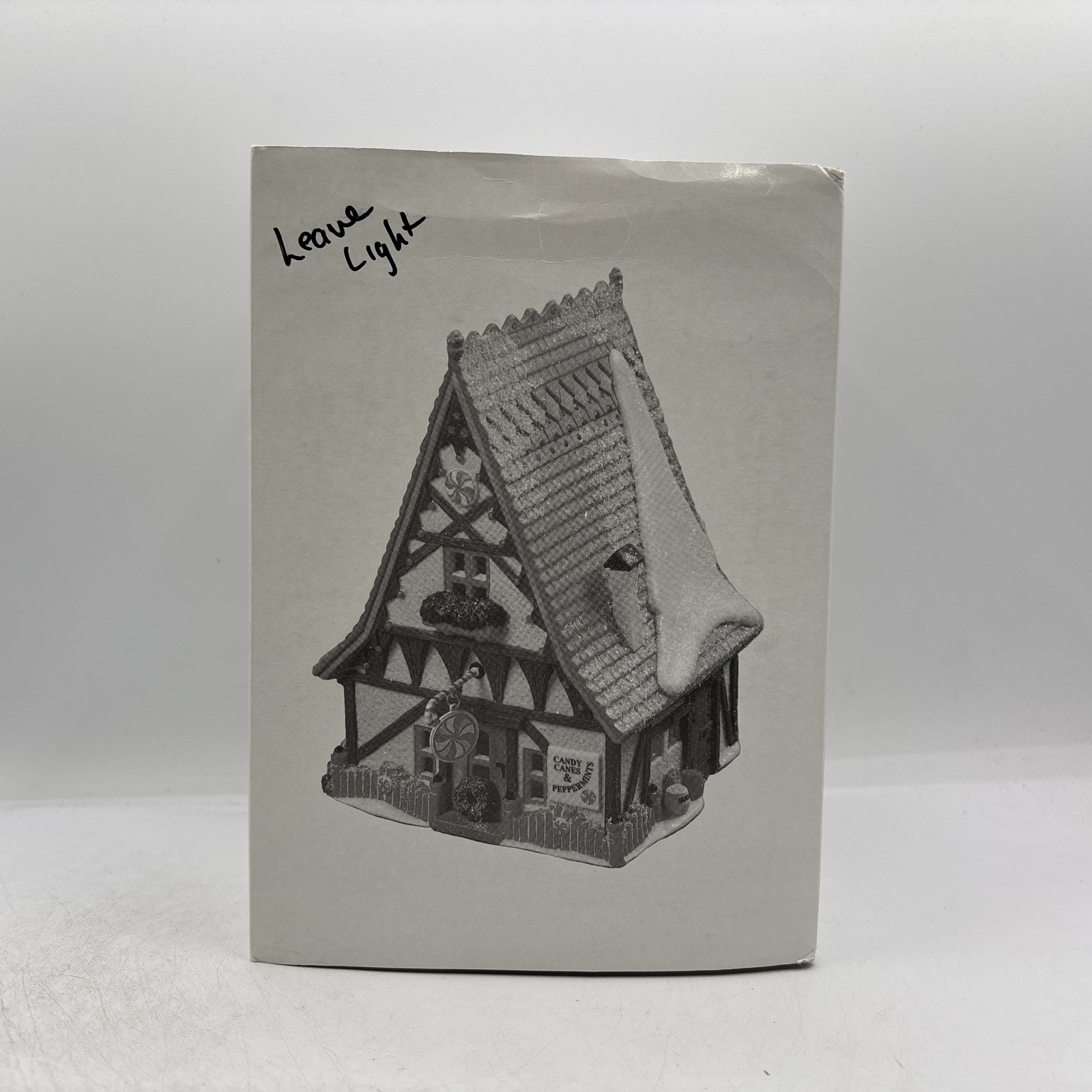 Dept 56 1996 Vintage HVC North Pole Series Candy Cane & Peppermint Shop 56390