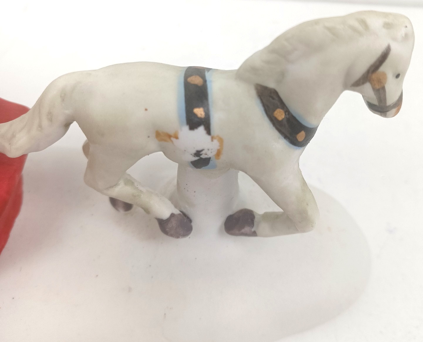 Vtg 1992 Lemax Dickensvale Christmas Village Porcelain Holiday Sleigh Ride 7.25″