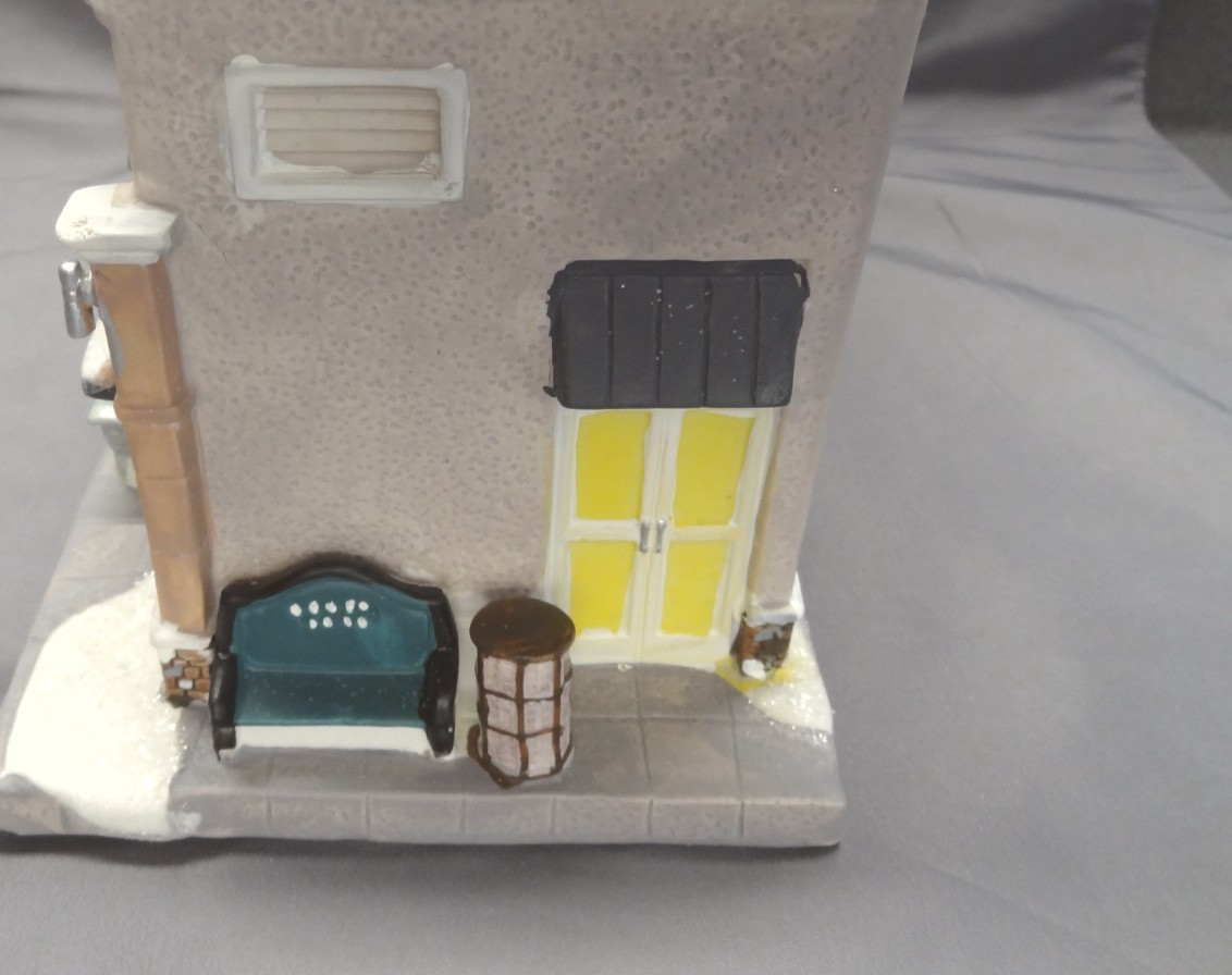Holiday Inspirations Jo-Ann Fabrics and Craft Store Light-Up Illuminated Village
