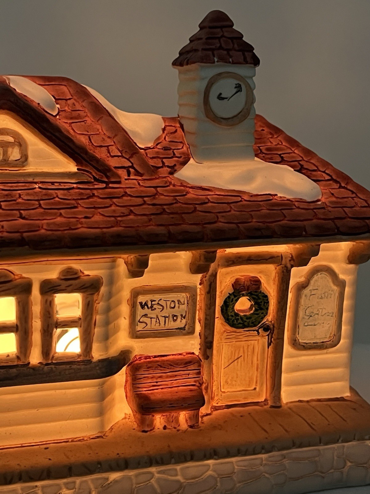 Rex & Lee 1990 “Weston Station” Lighted Christmas Village House W/ Light Vintage
