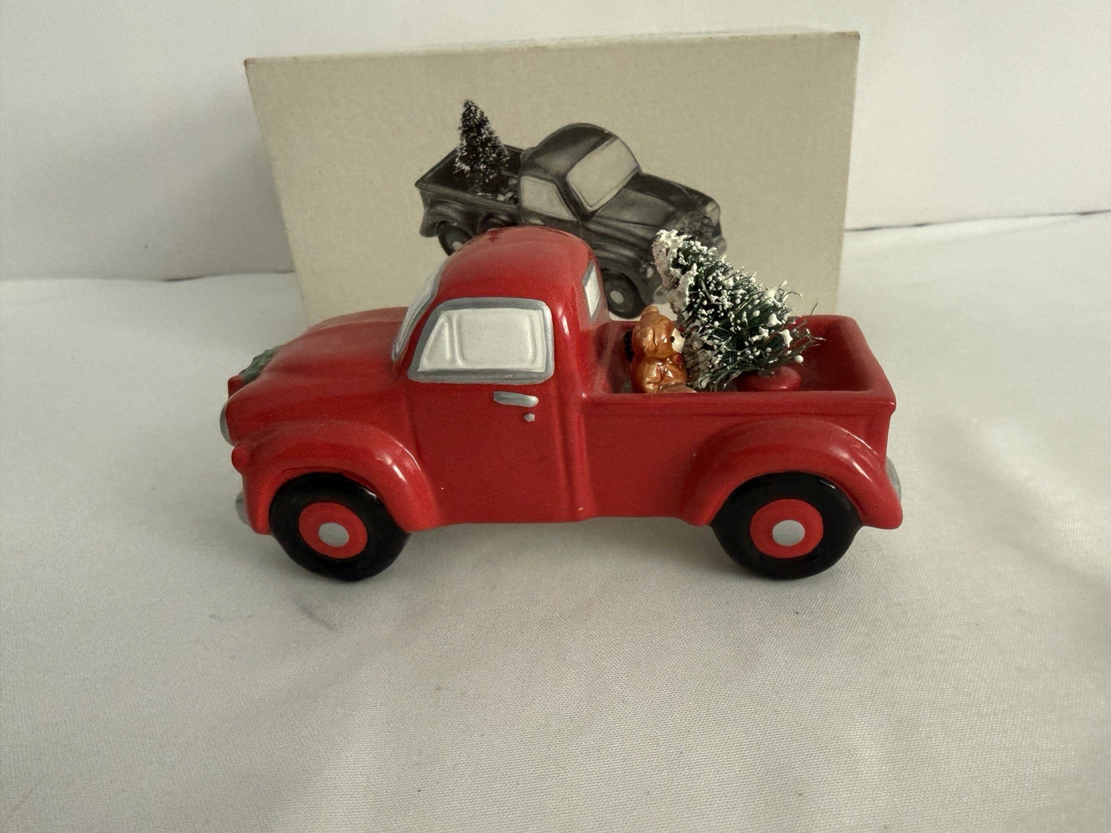 Department 56 Snow Village Retired Pick-Up And Delivery Truck w/ Box