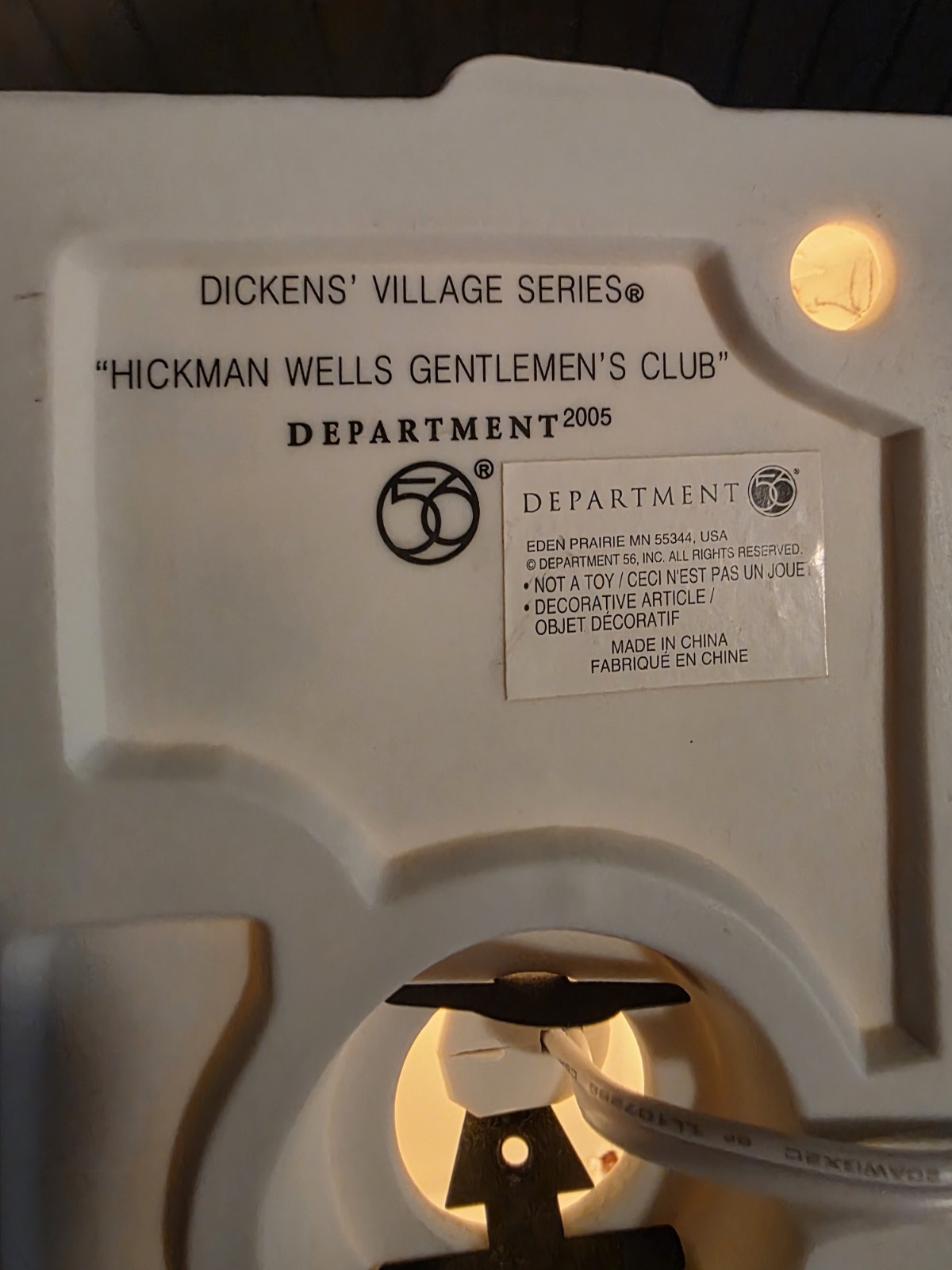 Department 56 Dickens’ Village Hickman Wells Gentlemen’s Club W/ Light Cord Bulb