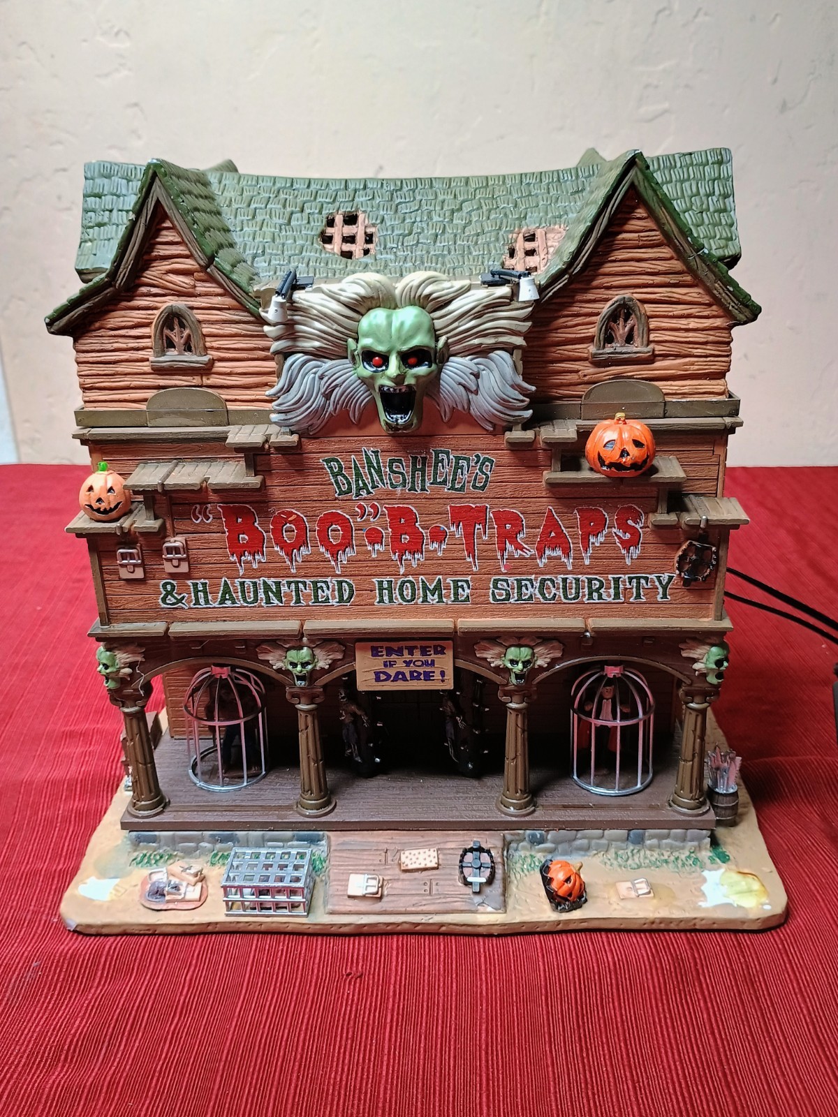 LEMAX 2015 Spooky Town Banshee’s Boo-B-Traps Halloween ,Haunted , Sounds Motion