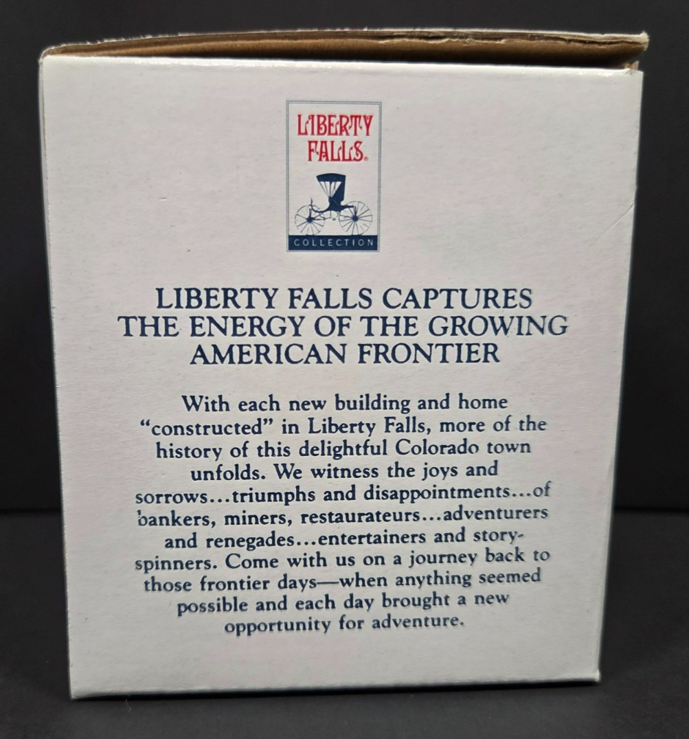 Liberty Falls American Collection NOS Coach & Wagon Works AH231 2001 Village Box