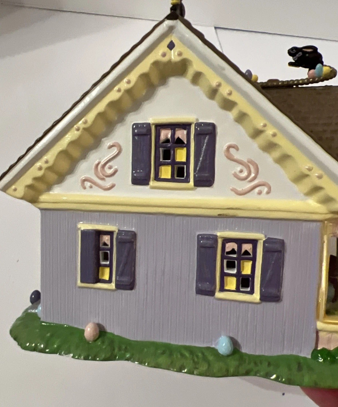 Department 56 Chocolate Bunny Factory Easter Original Snow Village Retired-Read