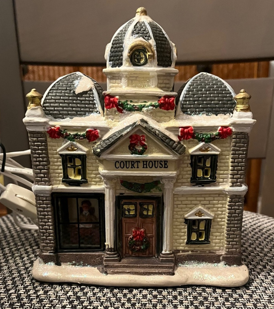 Vintage Lighted Ceramic Building Snow Village Courthouse Rare