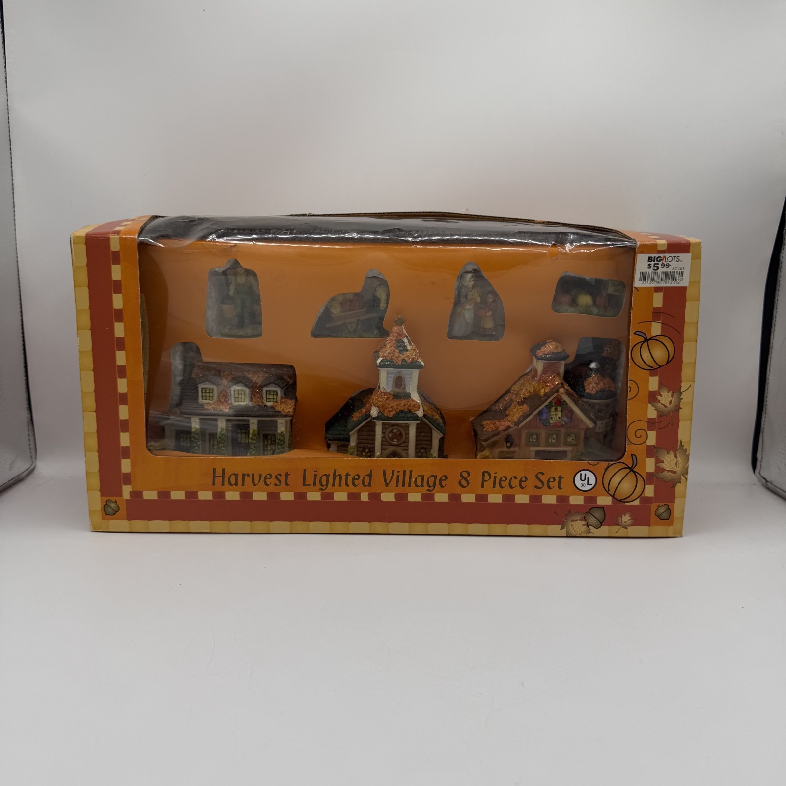 Autumn Heirlooms Harvest Lighted Village set 8 total pieces