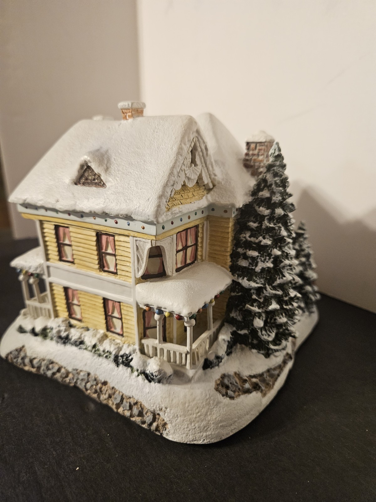 Thomas Kinkade Hawthorne Christmas Village “Victorian Homeland” Sculpture #I2323