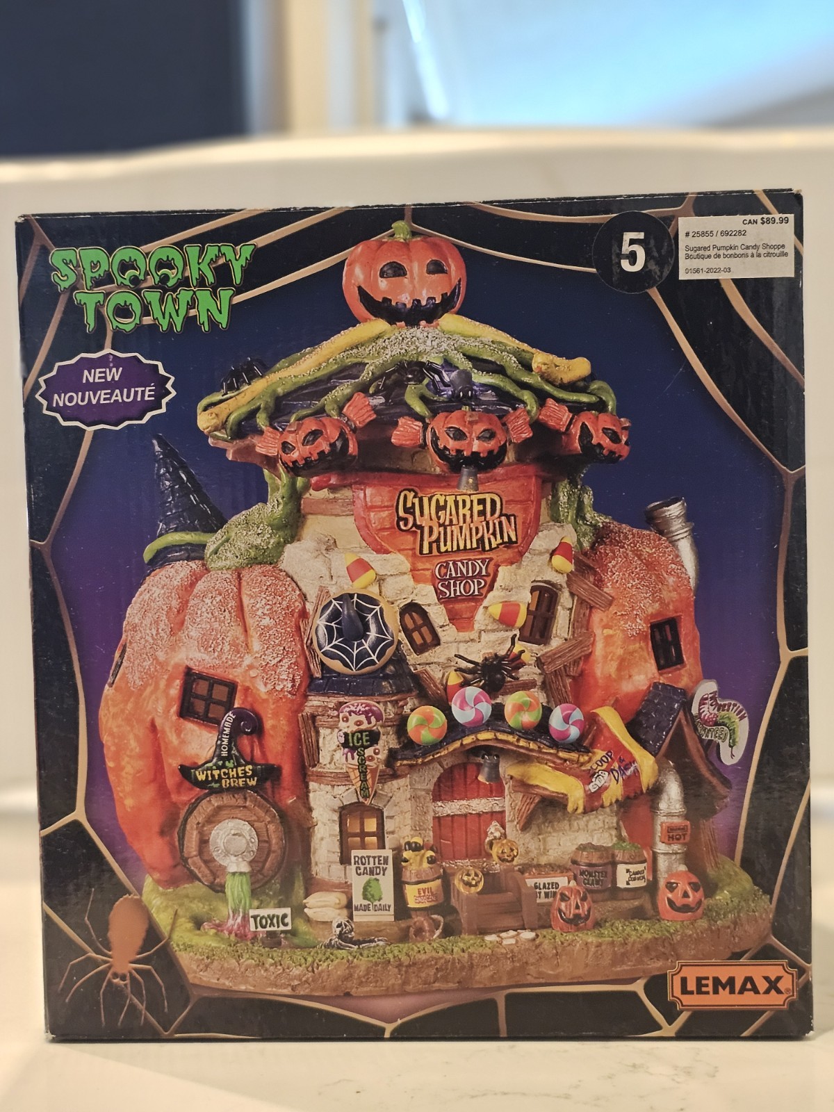 Lemax Spooky Town Halloween Village Sugared Pumpkin Candy Shoppe 25855