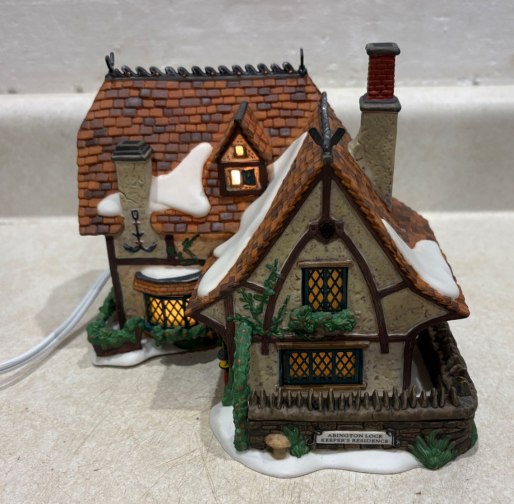 Dept 56- Dickens Village- Abington Lock Keeper’s Residence # 58474
