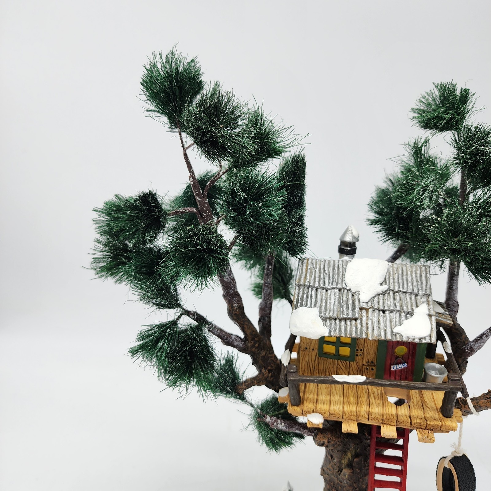 Dept 56 Treetop Tree House w/Swing Ladder Snow Village Accessory #54890 W/ Box