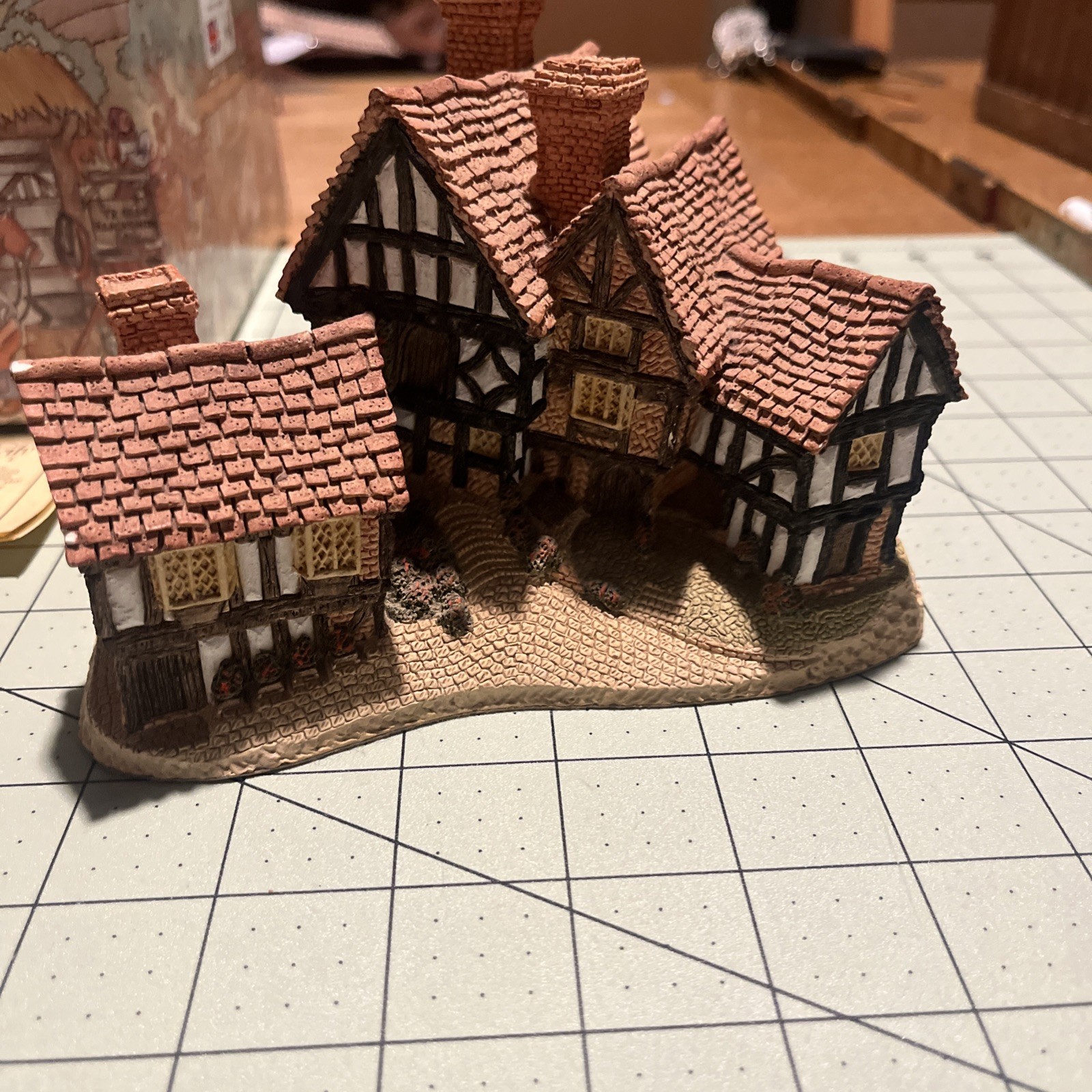 David Winter Stratford House 1981 Miniature Cottage COMPLETE in Box w/ COA