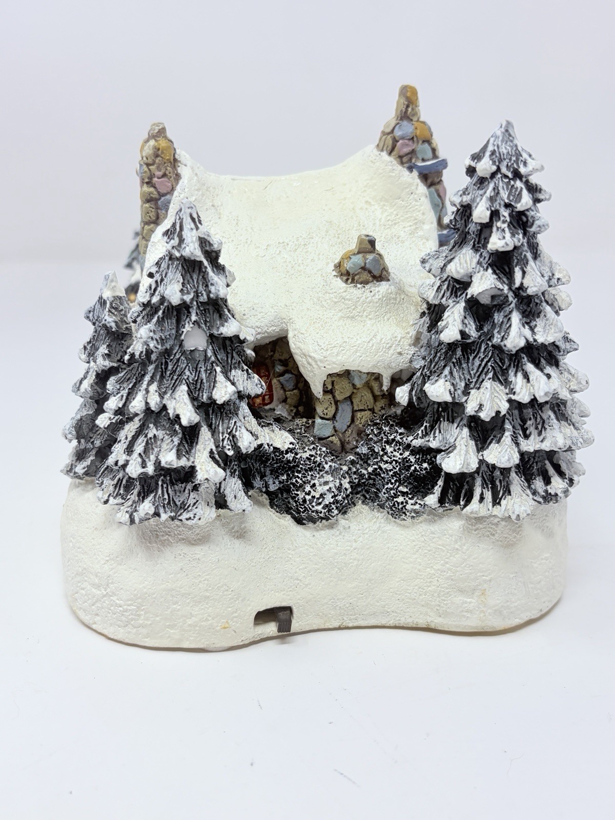 Thomas Kinkade Stonehearth Hutch Light Up Christmas Village House