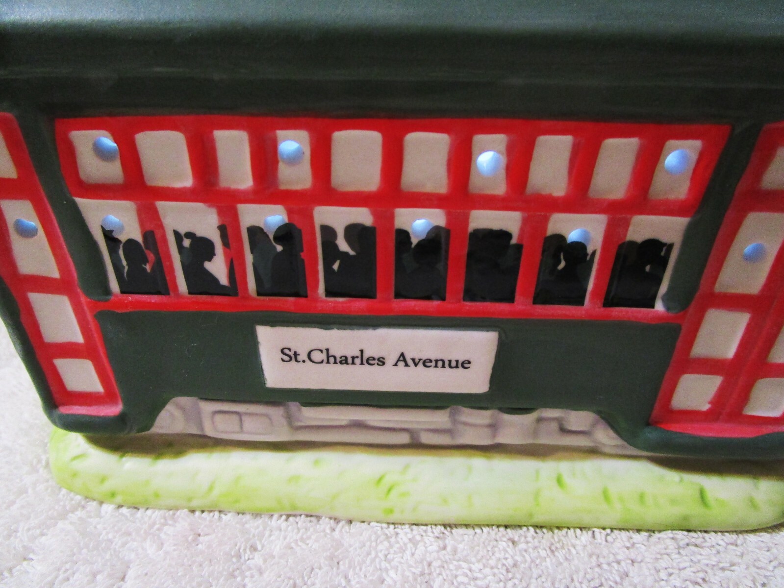 CRESCENT CITY CHRISTMAS VILLAGE “ST. CHARLES AVE STREETCAR” REPLICA COLLECTIBLE
