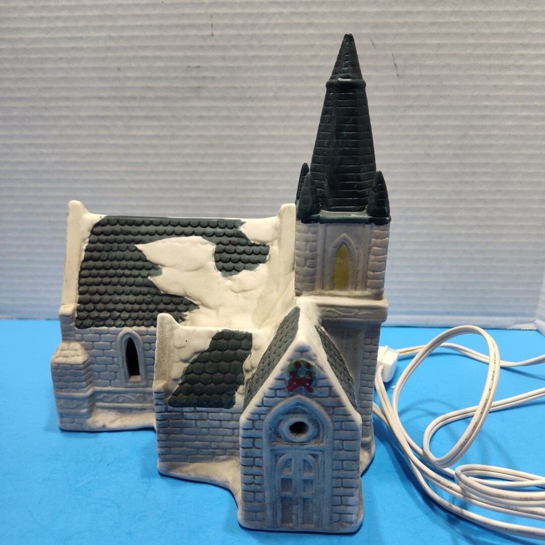 Dickens Collectables Christmas Village CHURCH, Porcelain Lighted 8 Inches