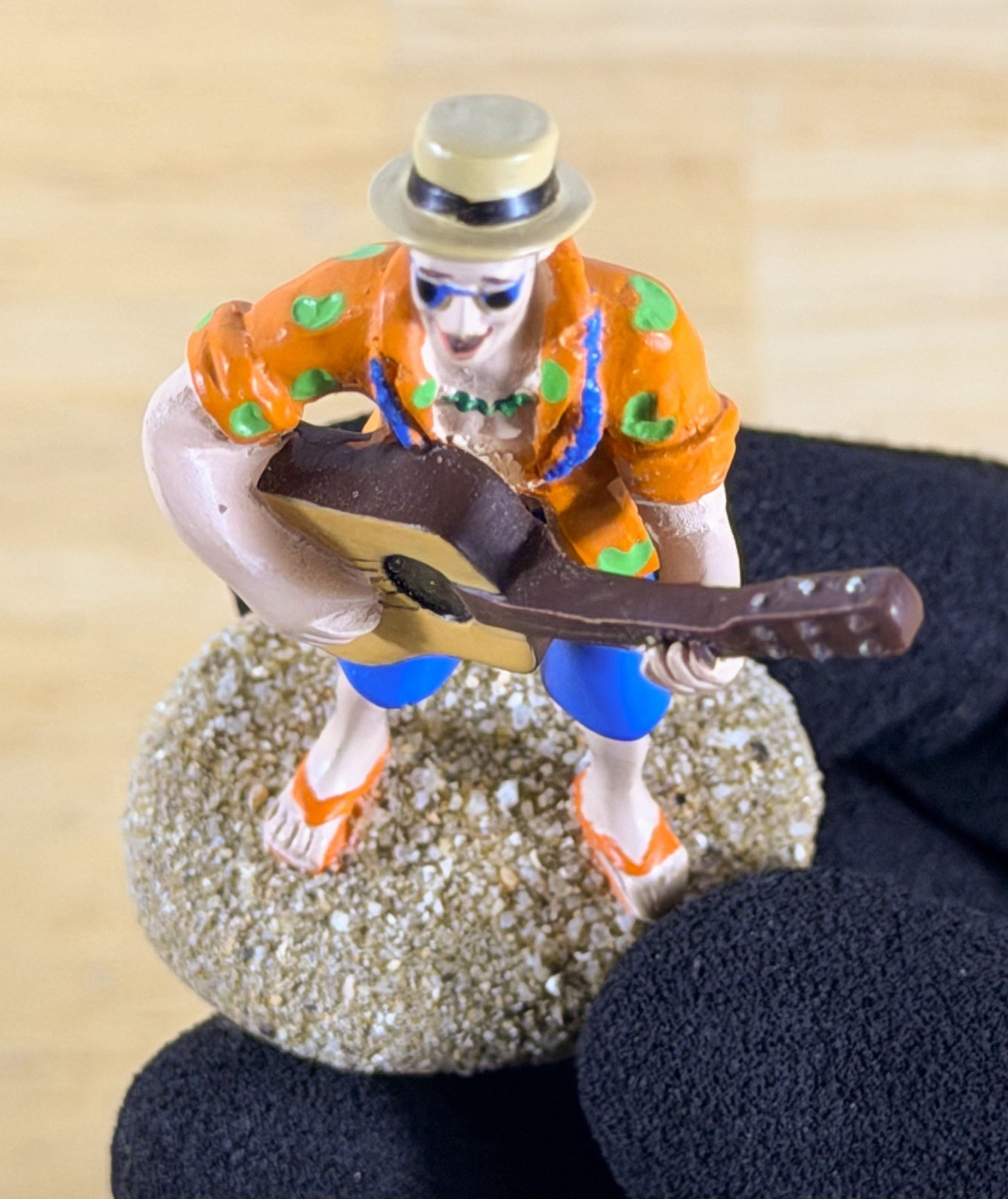 Department 56 Margaritaville Paradise Grill 4058488 + Rocking Away Figurine Lot!