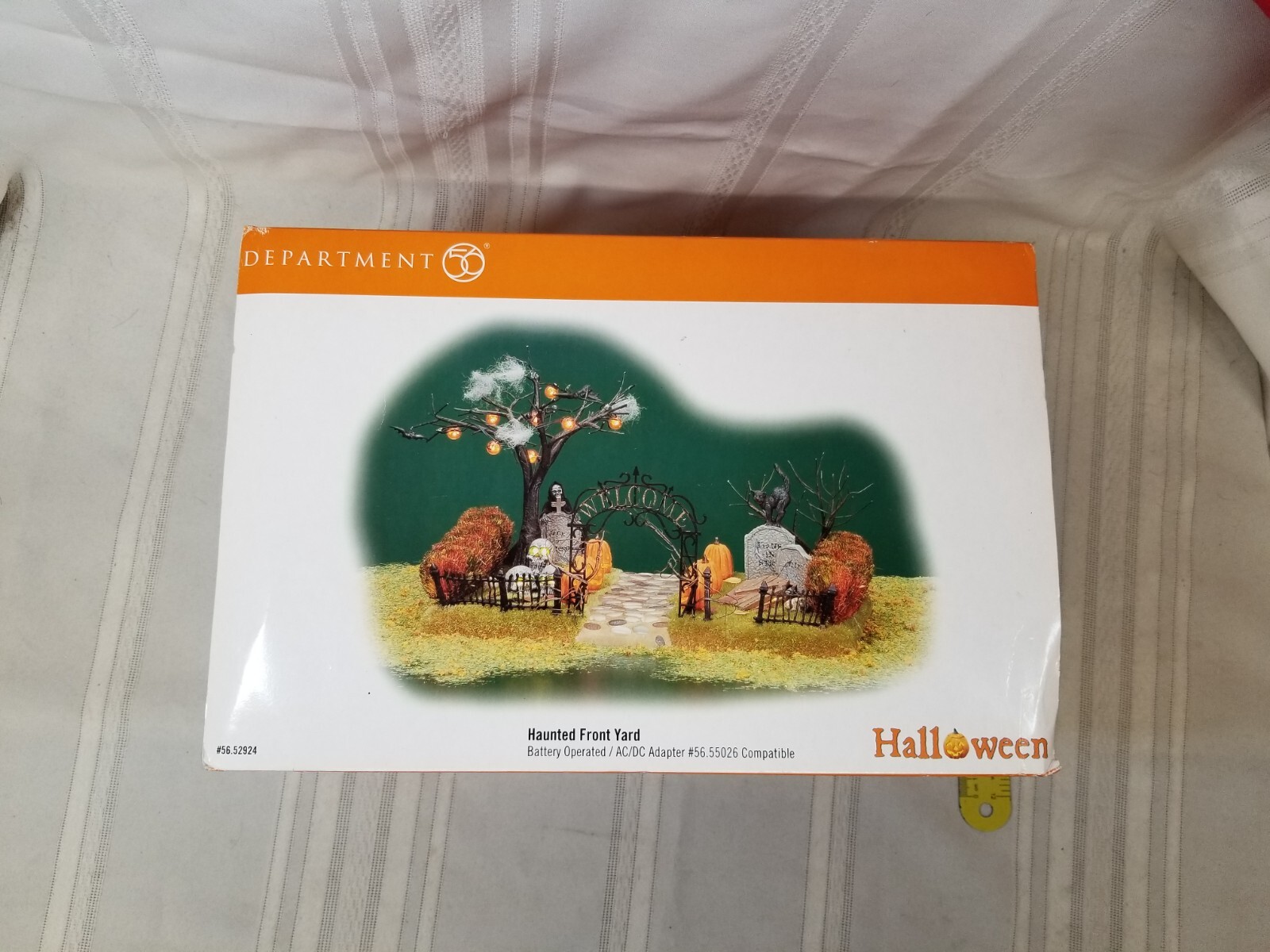 Department 56 Halloween Haunted Front Yard Graveyard Headstone Cat Pumpkin Skull