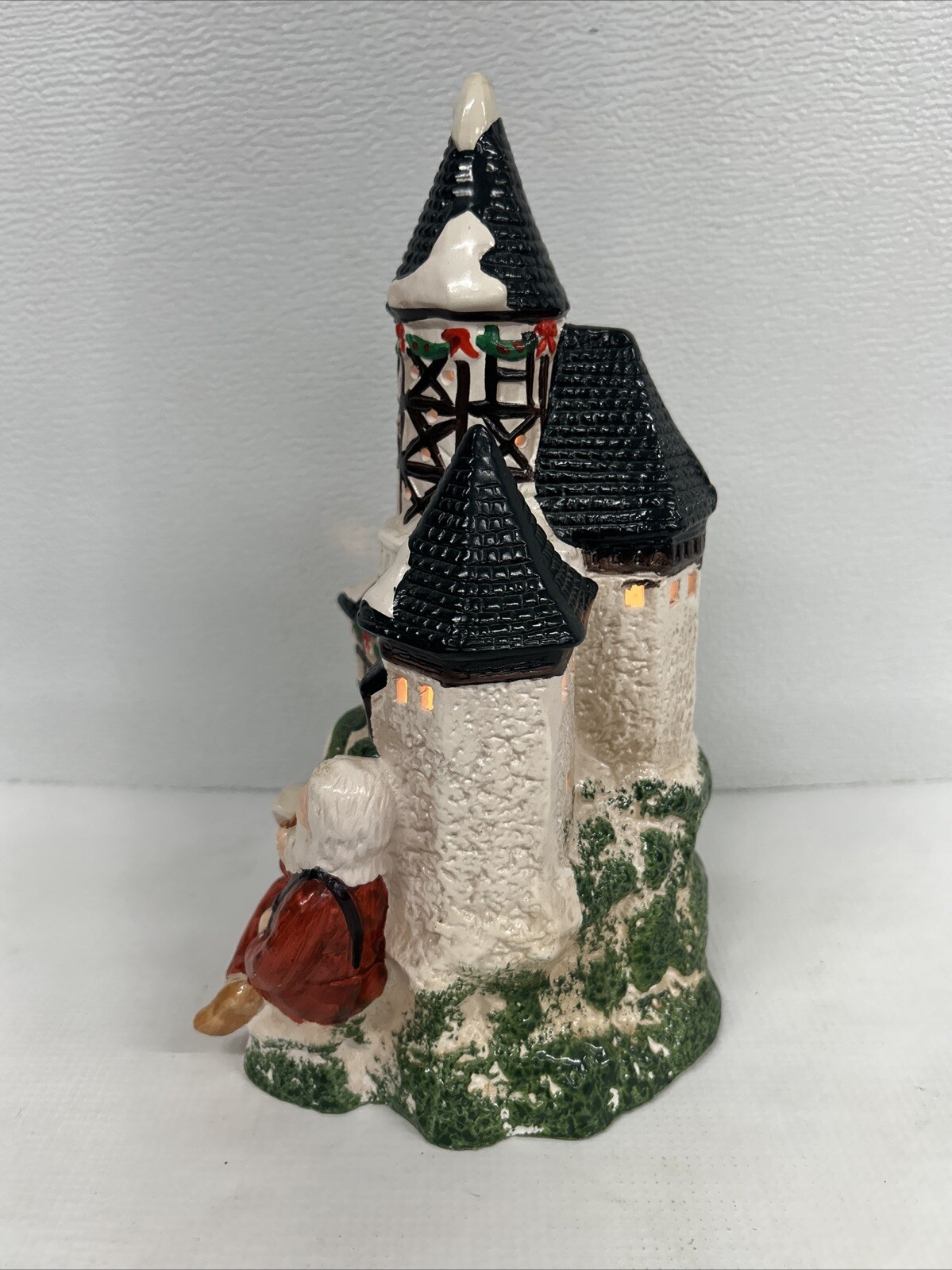 Brinn’s Ceramic Village Collection “Santa’s Castle” Nite Lite Tested Good 1987