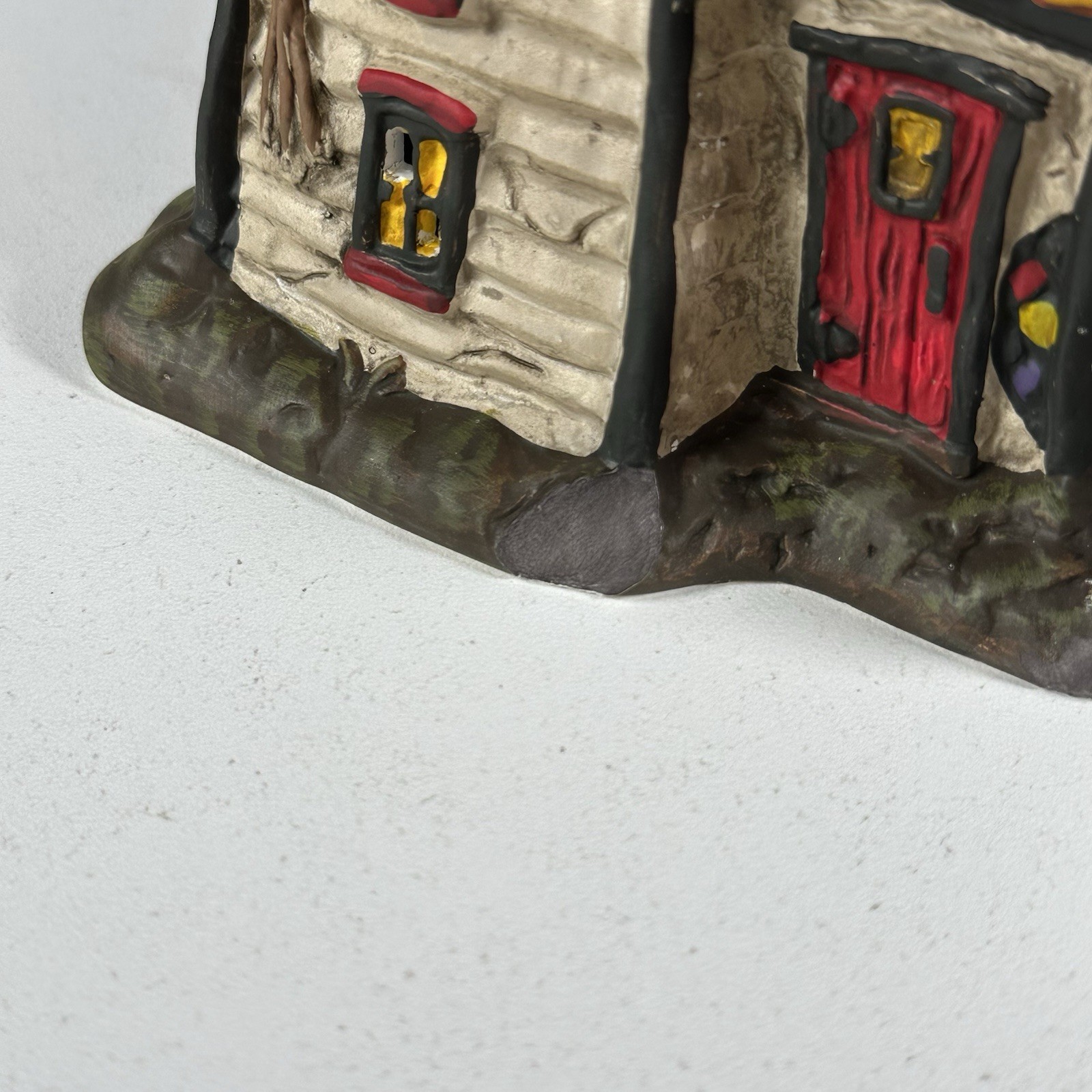 Dept 56 Halloween Snow Village “Sweet Trappings Cottage” – *READ* – WORKING