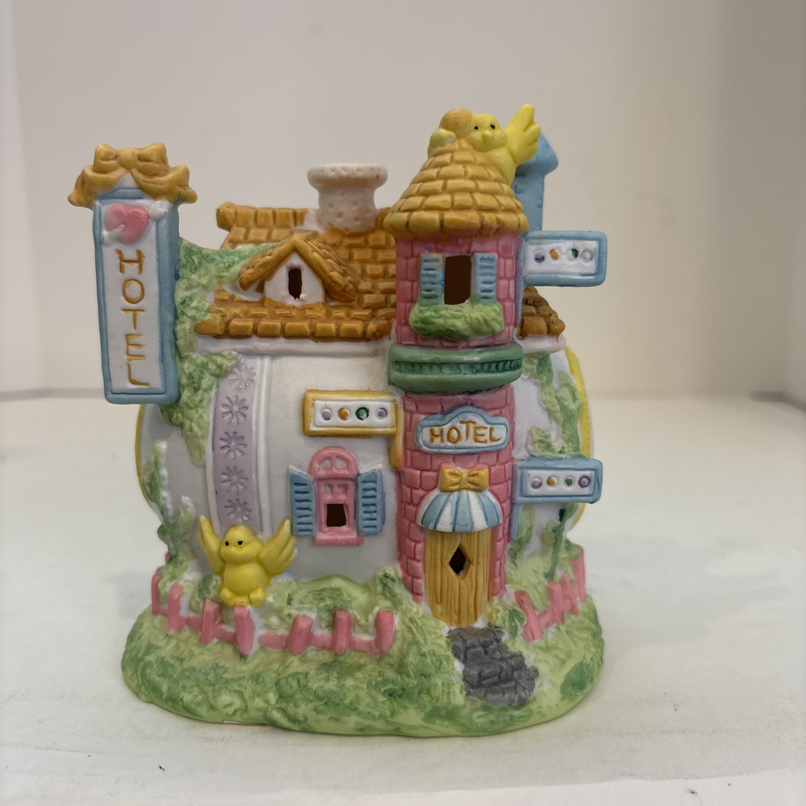 Vintage Easter Bunny Hotel House Figurine Pastel Spring Cottage Decor Chicks