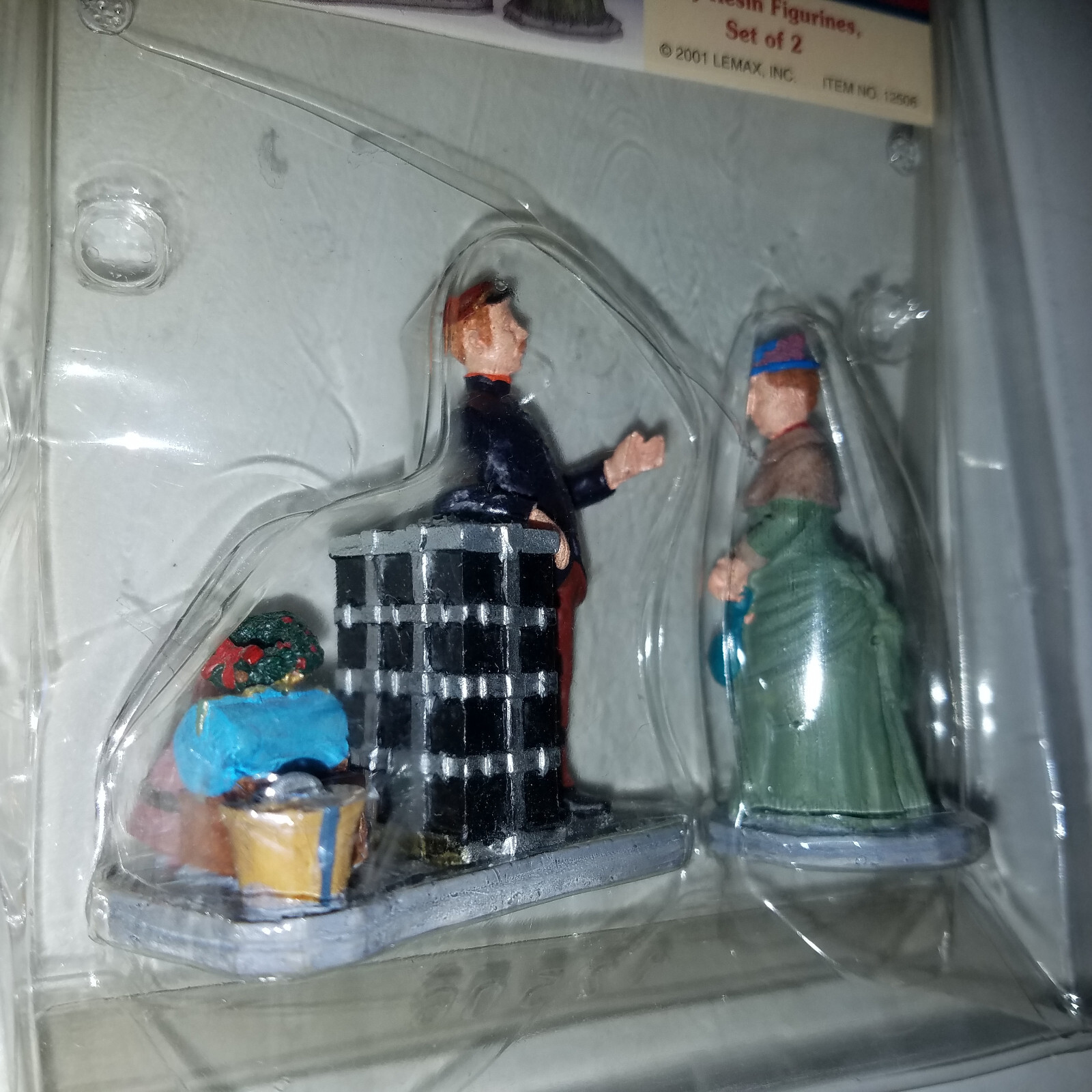 Lemax 2001 Porter Holidays Seasons #12506 Vacation Resort Baggage Train Station