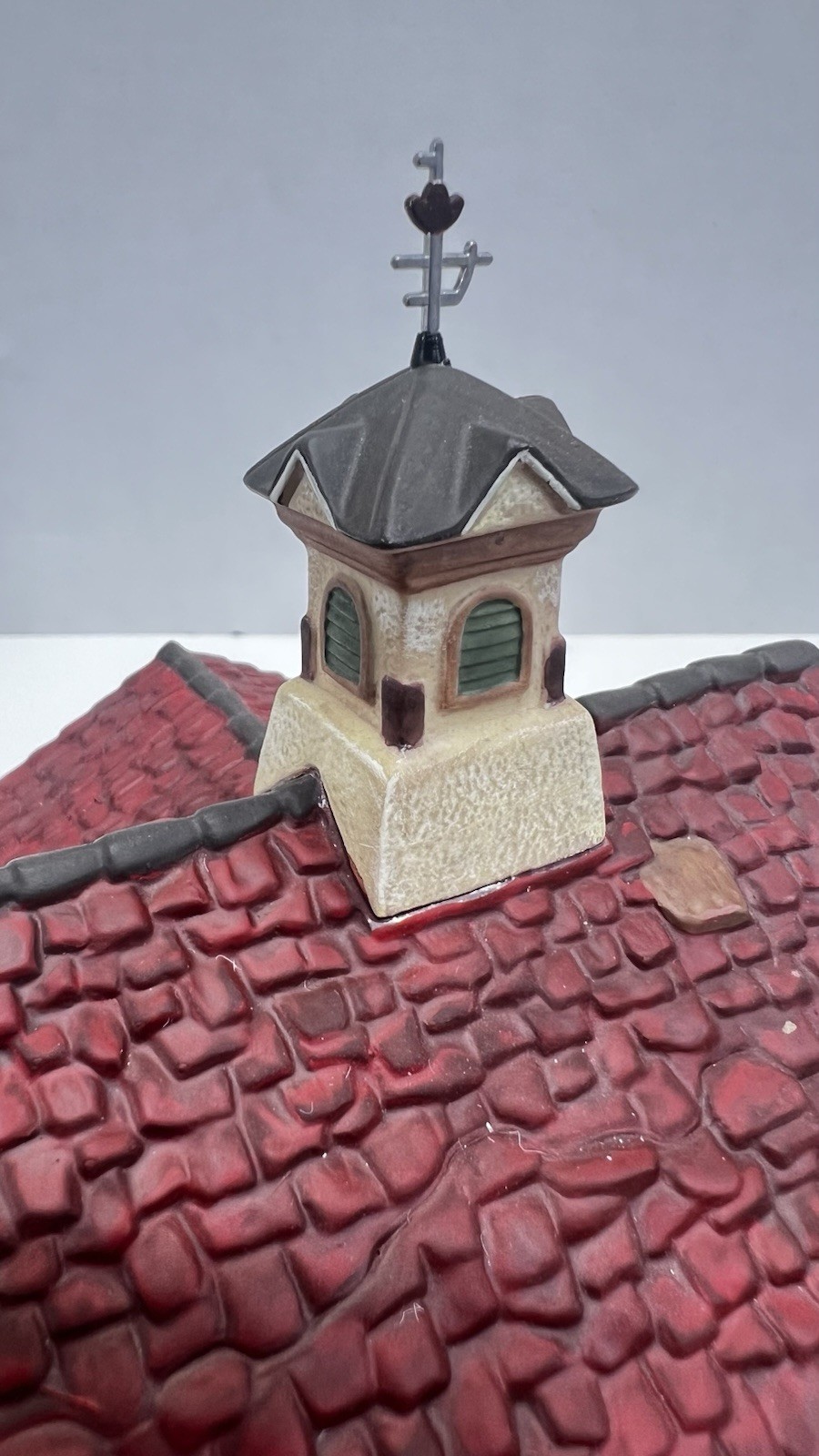 Dept 56 New England Village Series “The Cranberry House” Retired 2000 Complete