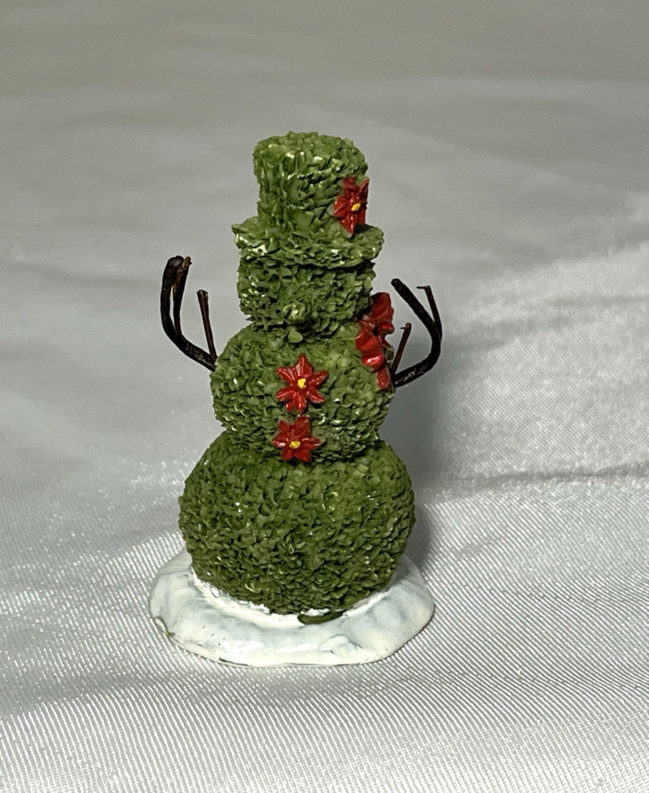 Lemax 2006 Snowman Topiary Retired Christmas Village Garden Figure #64450