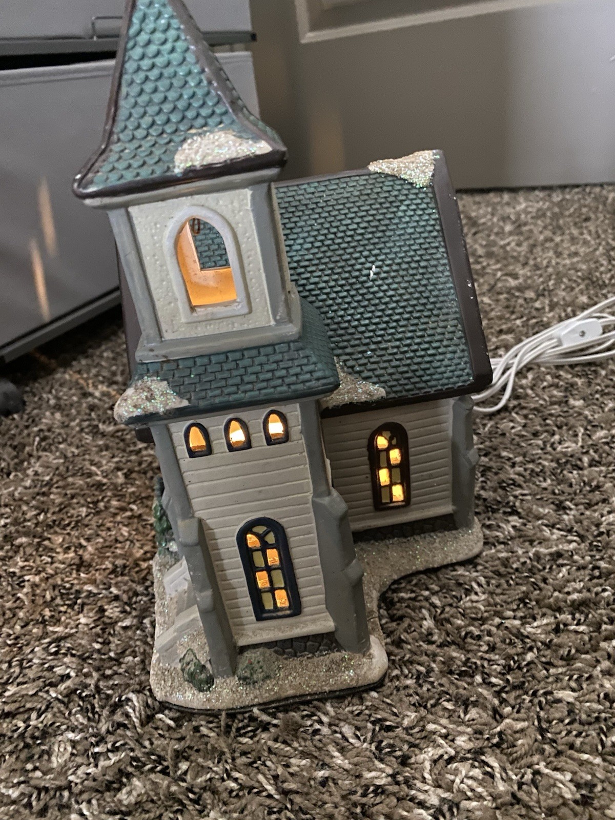 St. Nicholas Square Stained Glass Church Lighted 2016 Unboxed Village Collection