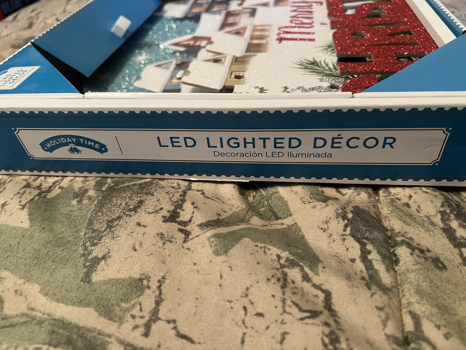 Holiday Time LED Lighted Decore Merry Christmas Walmart 05/2019 28992JC, New
