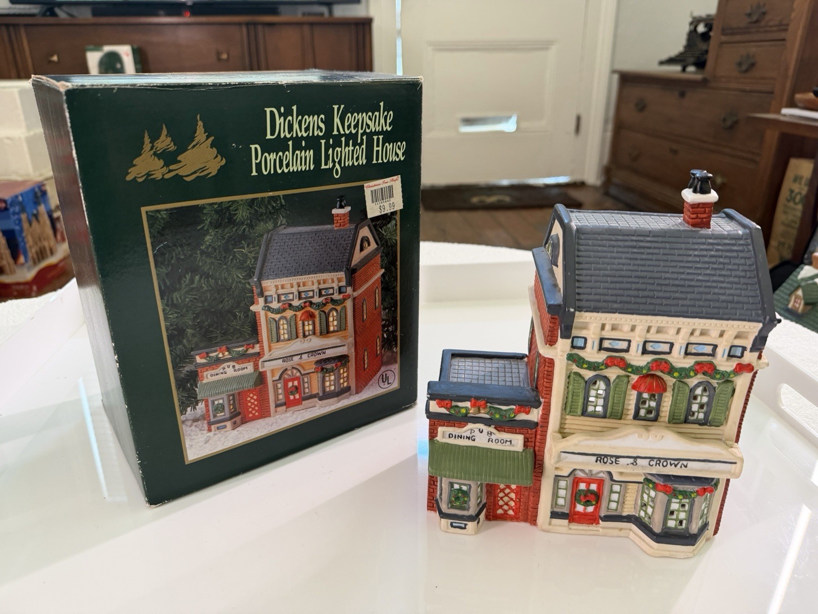 Vintage Dickens Keepsake Porcelain Lighted House Rose & Crown Pub Christmas