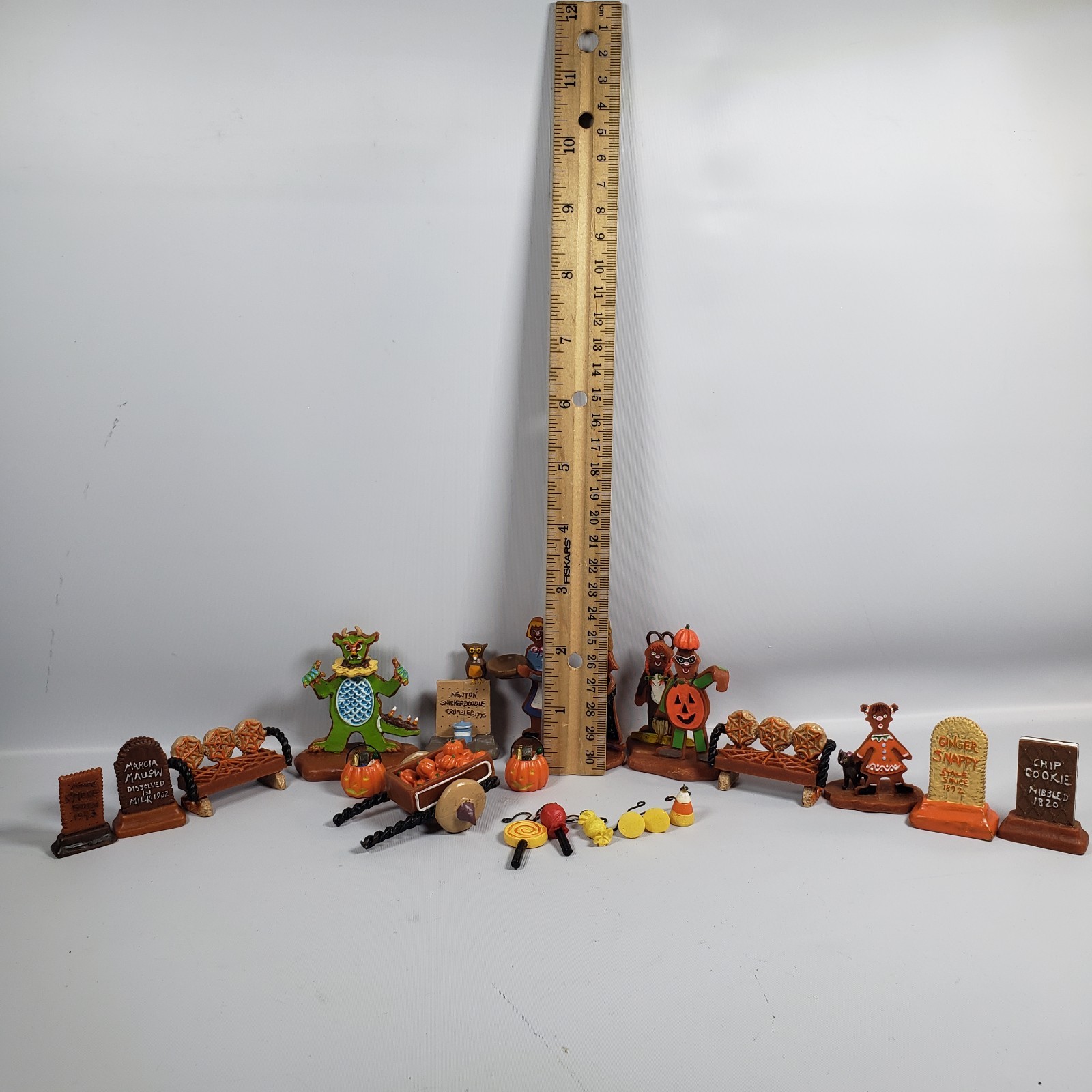 Lemax Sugar ‘N Spice Mini Figurines Ornaments Halloween Set Lot Miniature Figure
