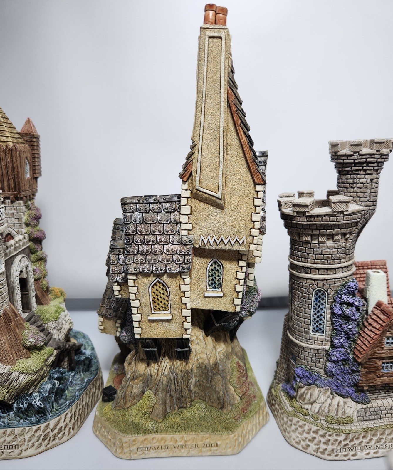 David Winter Castle and Cottage Collection (6 Total)