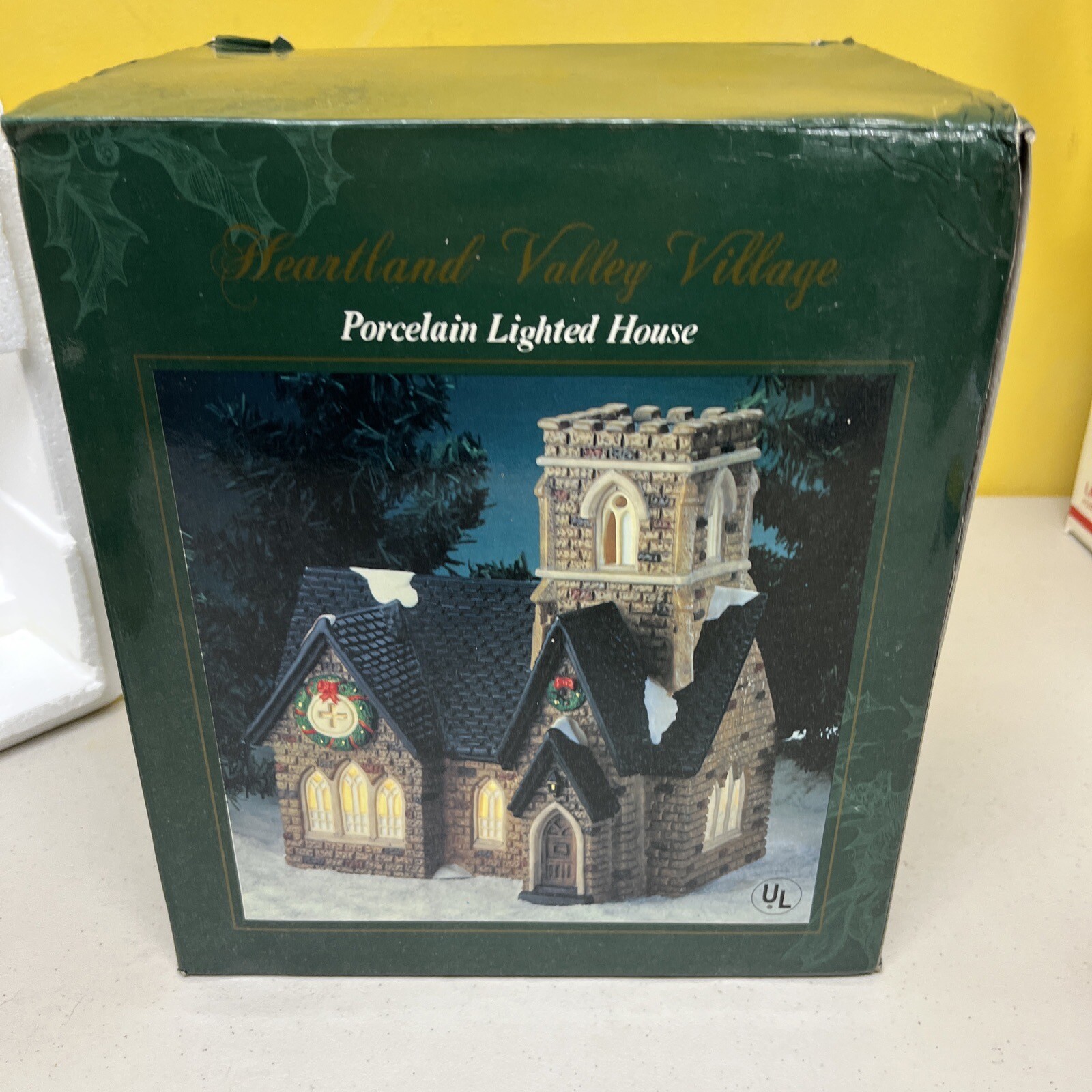 Heartland Valley Village Porcelain Church Hand Painted Christmas NO LIGHT