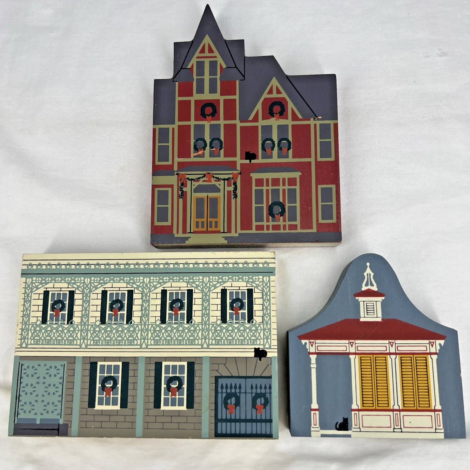 The Cat’s Meow Christmas Series Houses and Gazebo, Mixed Lot of 3
