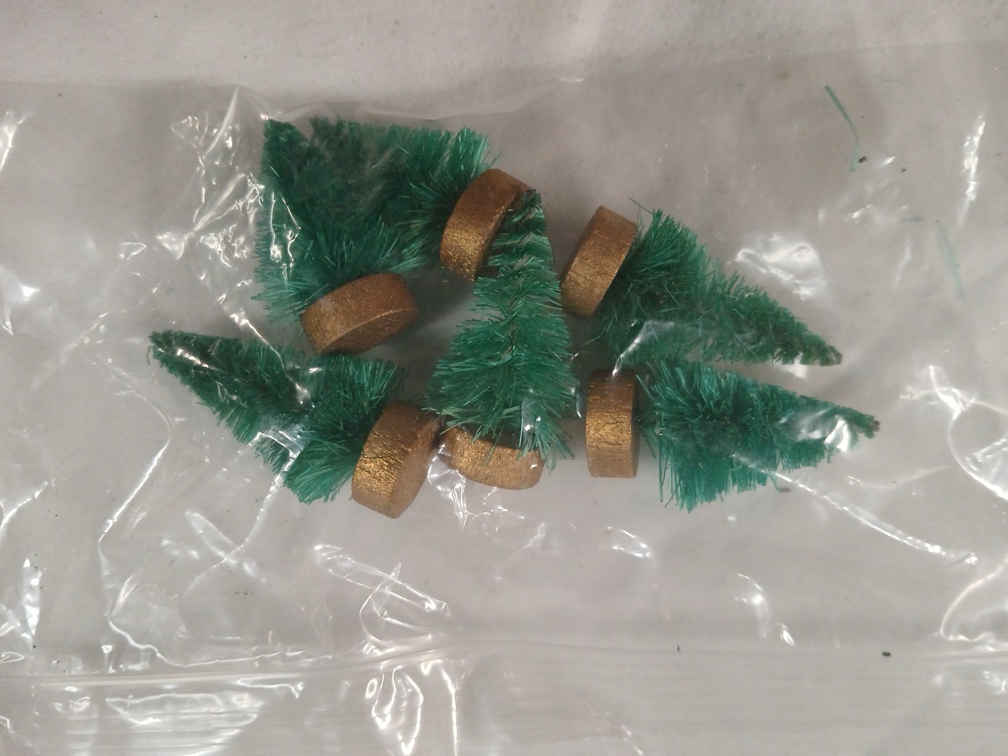 Dept 56 Lemax 5 Miniature Christmas Trees, Never Used. 811
